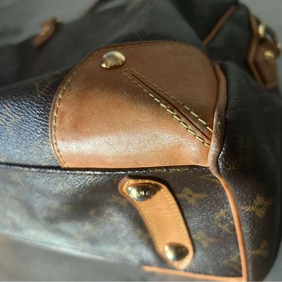 Louis Vuitton Brown and Tan Monogram Duffel Bag - Picture 11 of 12